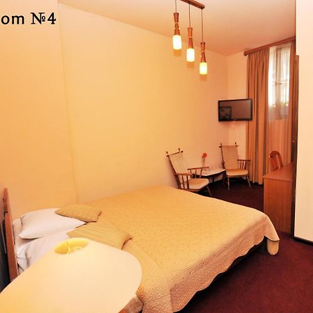 Hotel Diplomat Tbilisi Esterno foto
