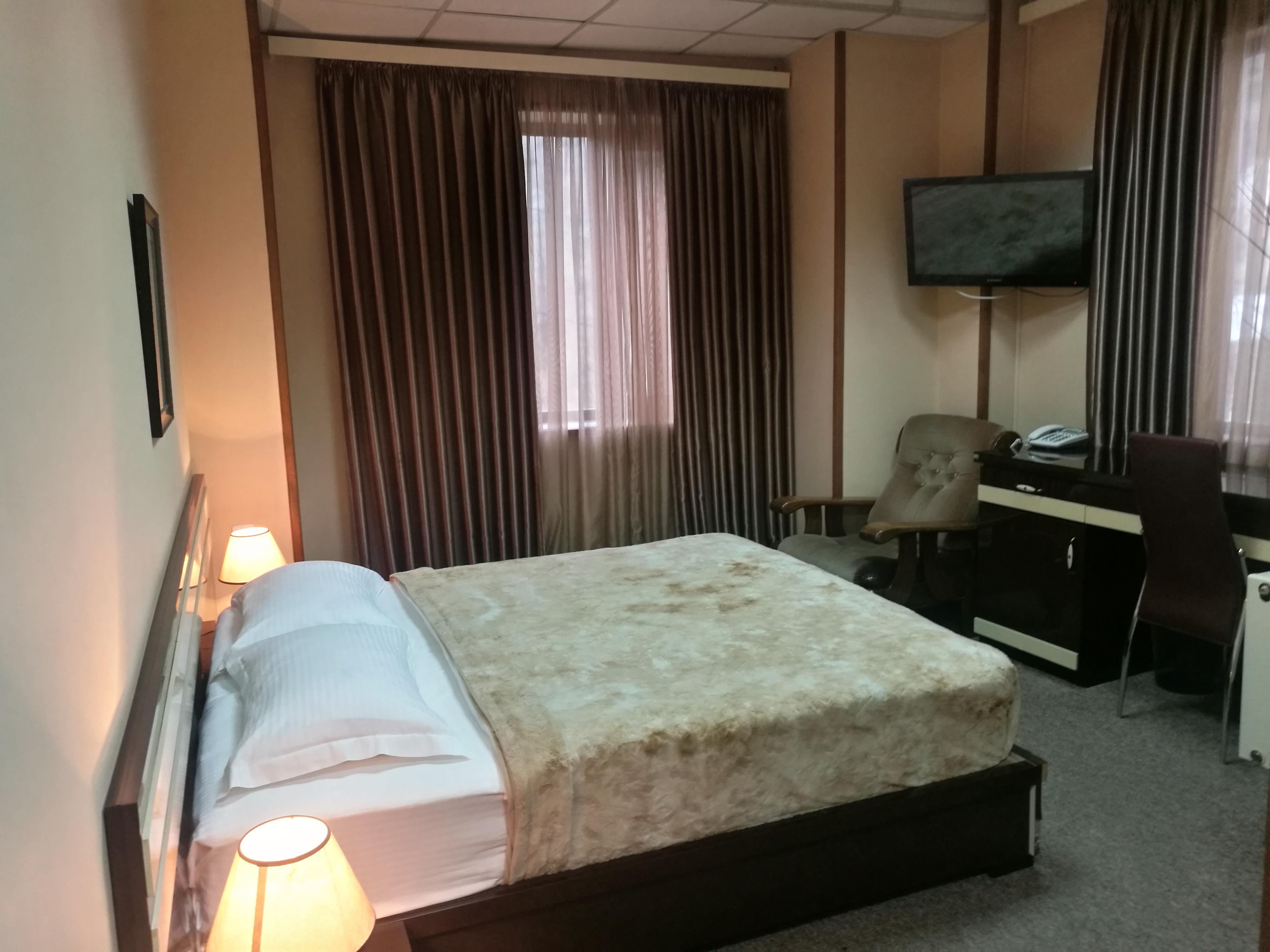 Hotel Diplomat Tbilisi Esterno foto