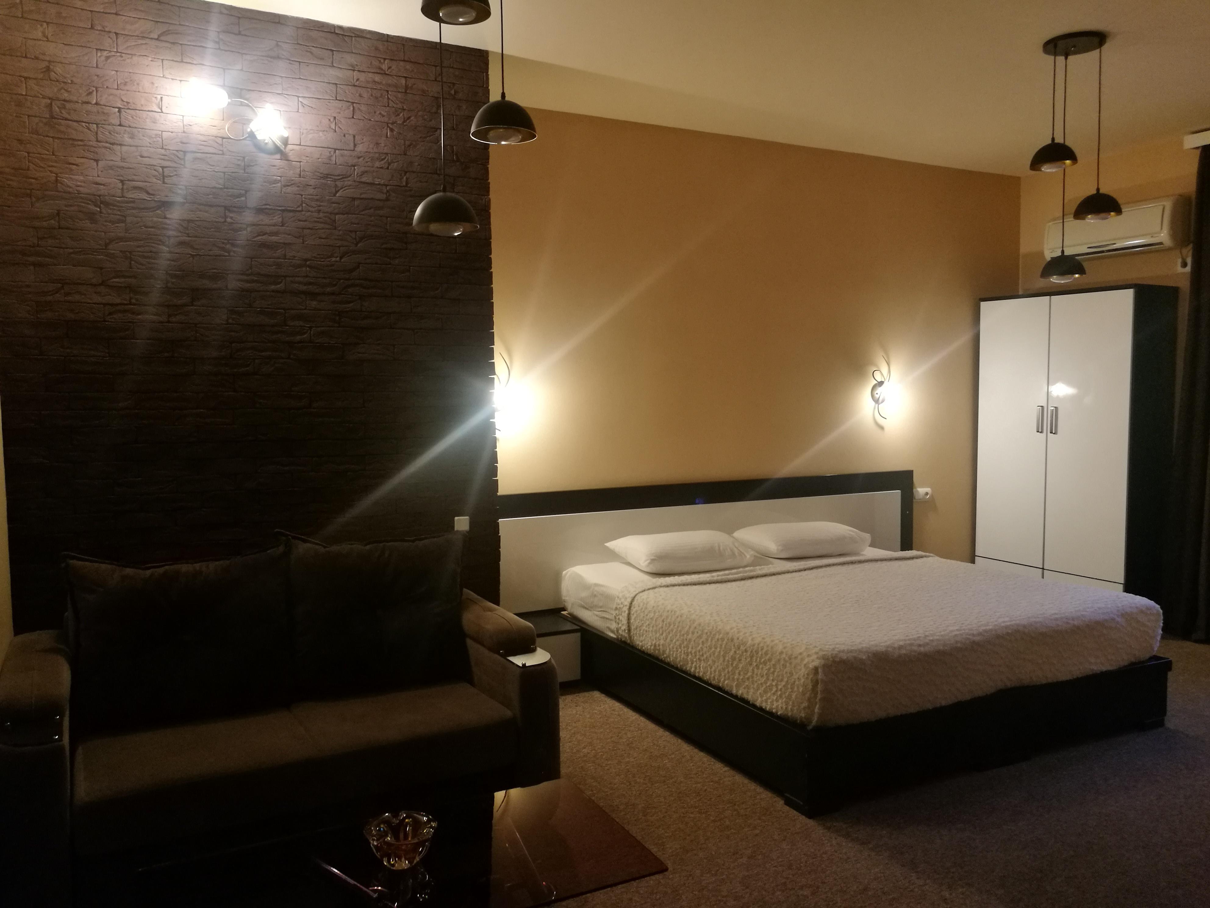 Hotel Diplomat Tbilisi Esterno foto