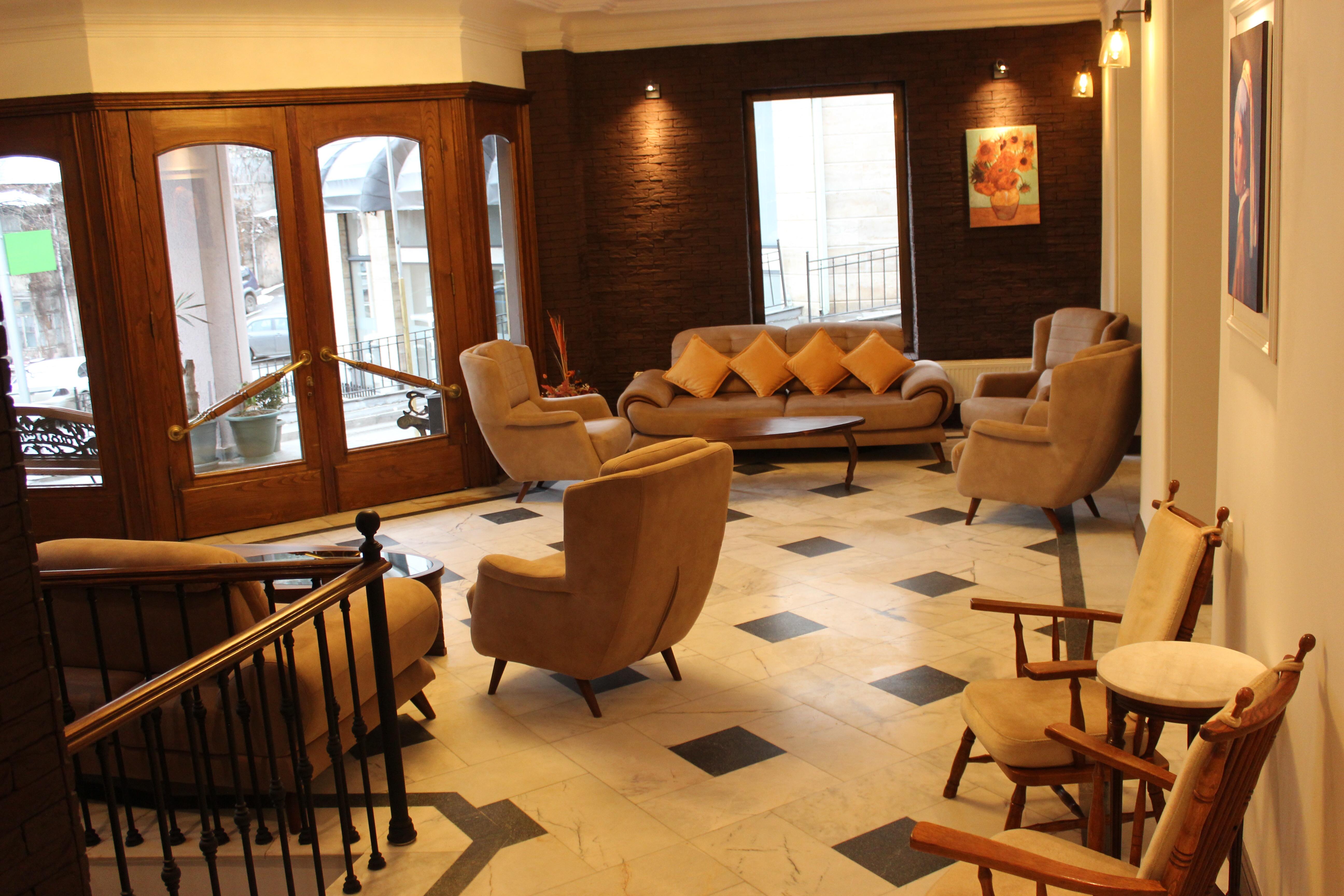 Hotel Diplomat Tbilisi Esterno foto