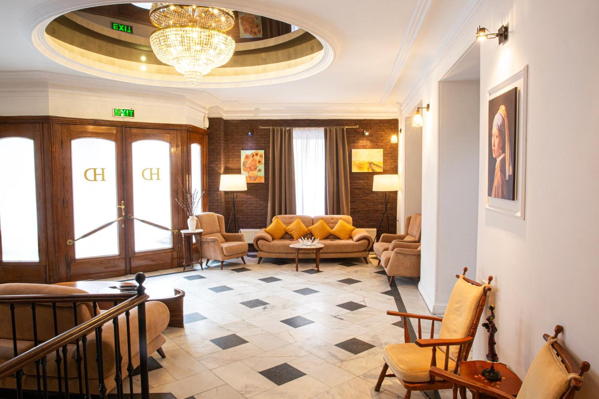 Hotel Diplomat Tbilisi Esterno foto