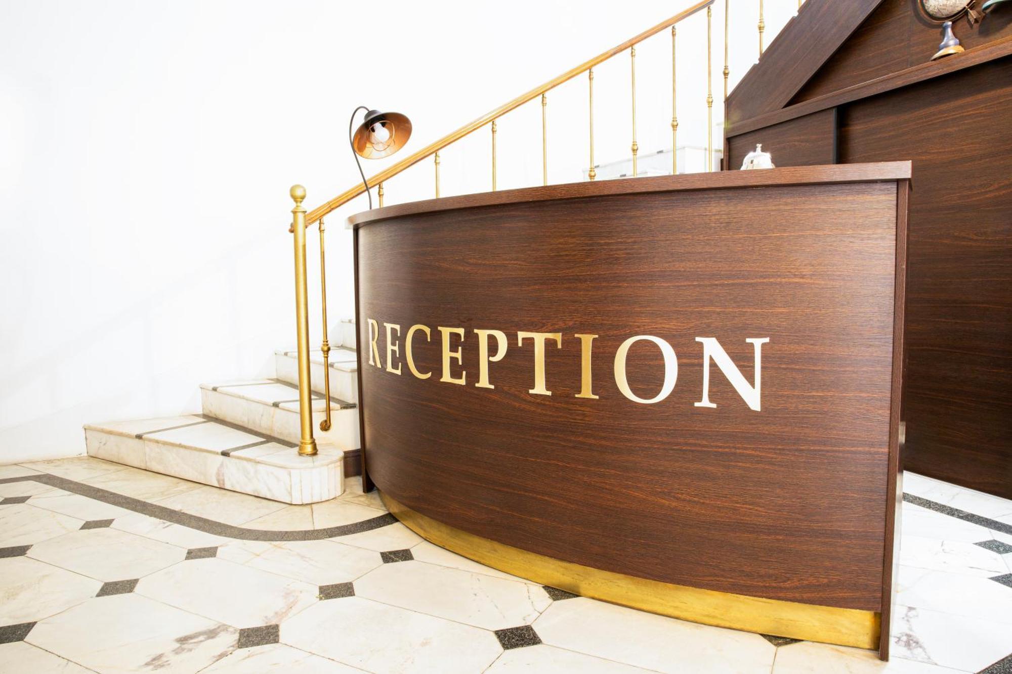 Hotel Diplomat Tbilisi Esterno foto
