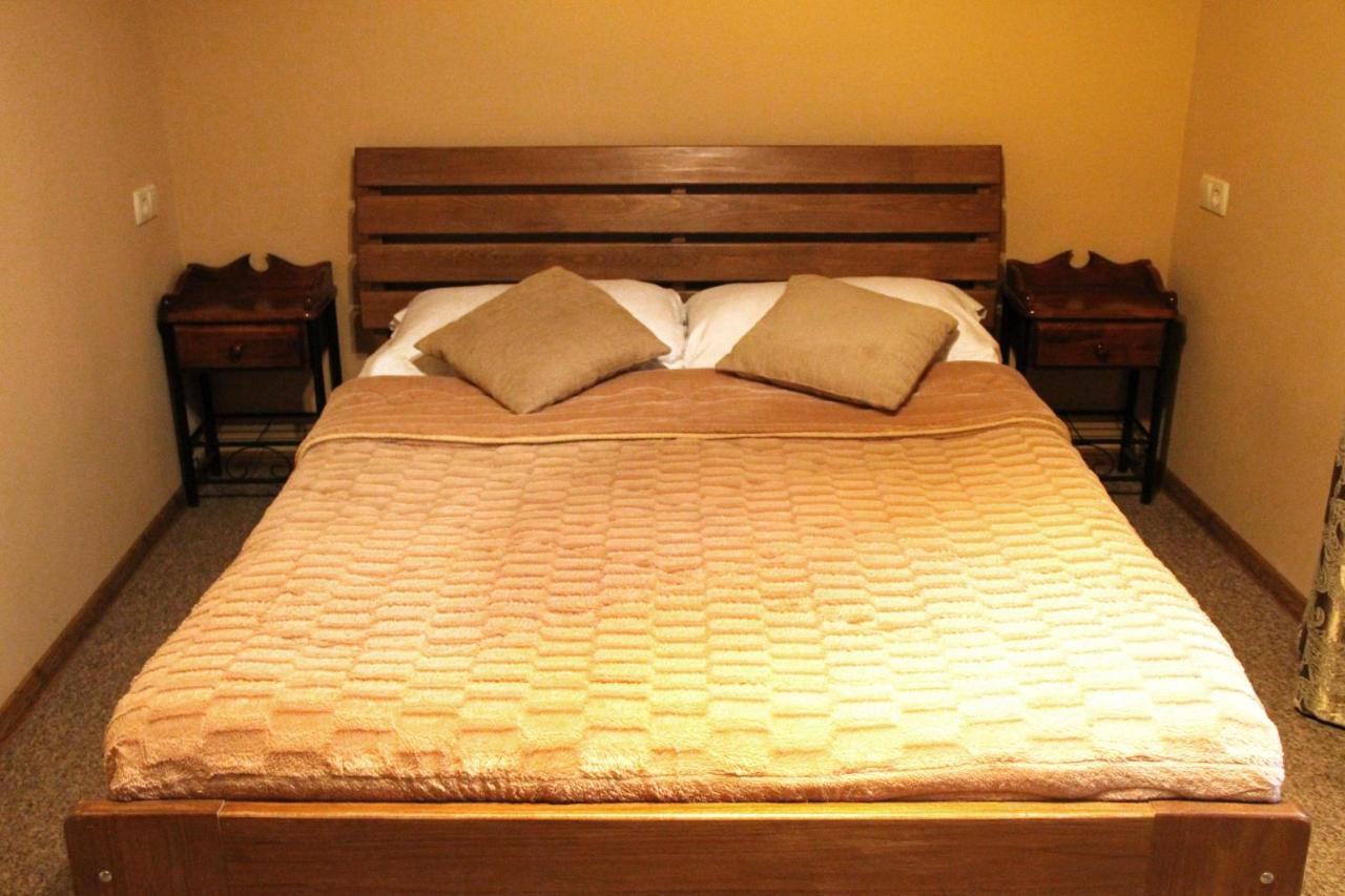 Hotel Diplomat Tbilisi Esterno foto